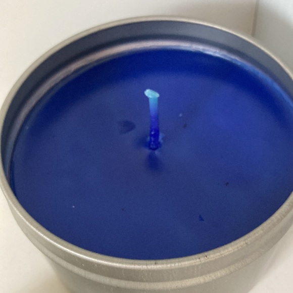 White Sage and Lavender Handmade Hand Poured Candle 4oz - Picture 2 of 6